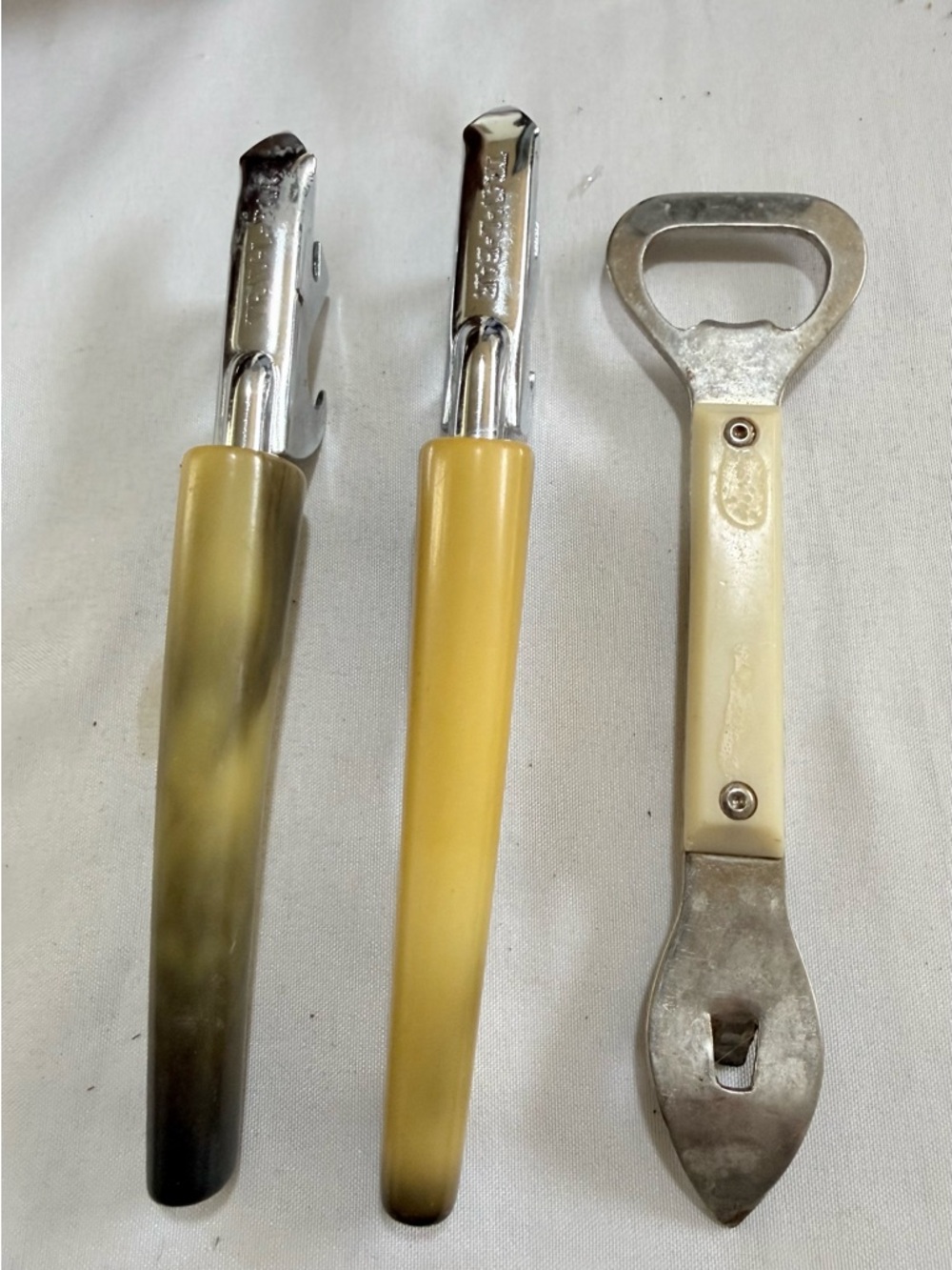 Vintage Yellow Bakelite-Style Bottle Openers Set of 3 - Picture 3 of 4